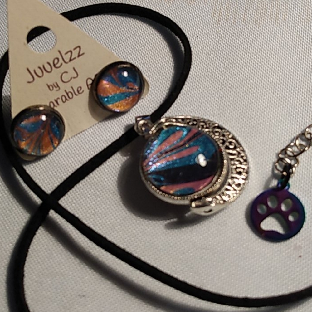 Necklace with matching earrings